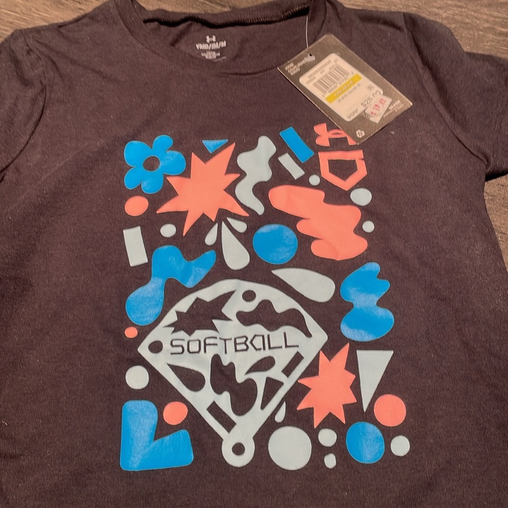 Under Armour youth medium softball t-shirt
